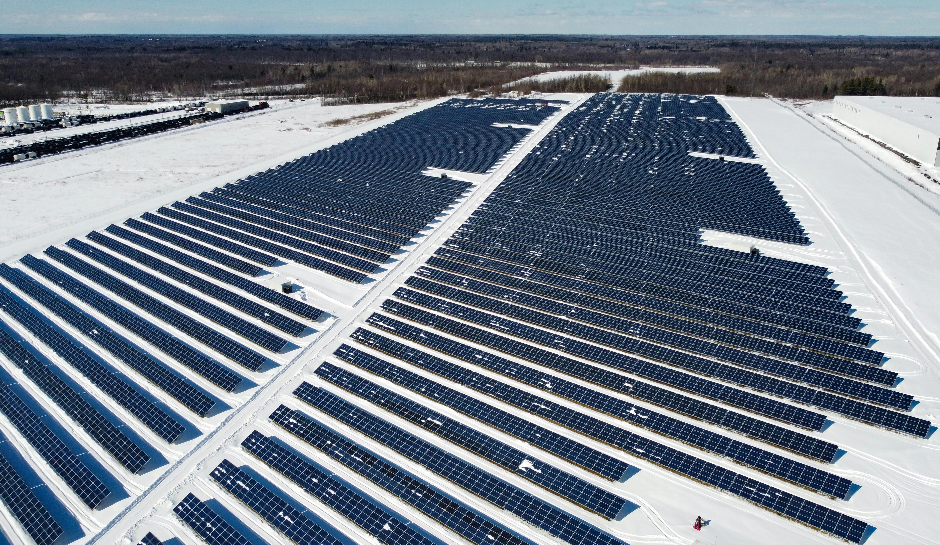 solar-farms-img1