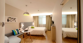 room-img
